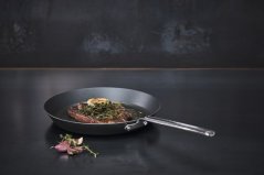 BLACK IRON pánev 30 cm